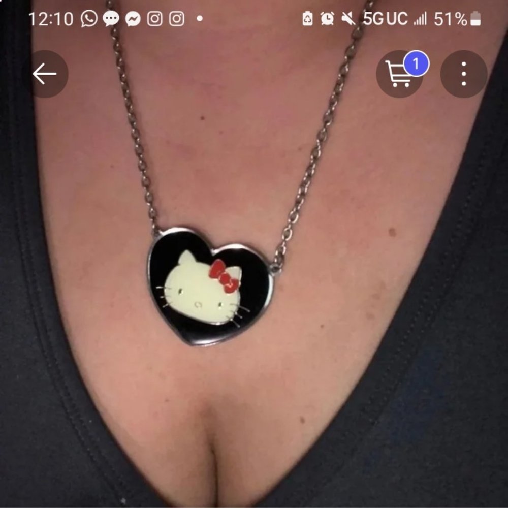 Hello kitty necklace